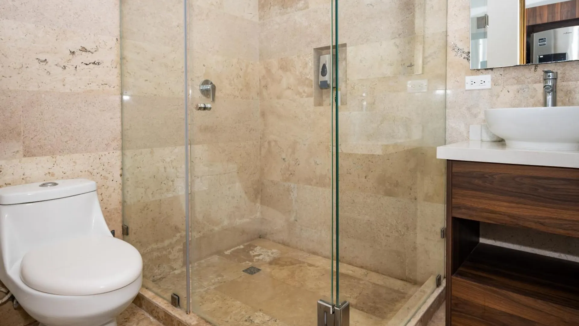 Studio Walk Distance To Wallmart And 5Ta Avenue Playa del Carmen Mexico